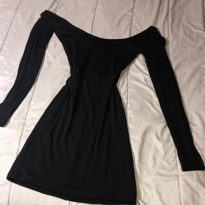 OFF THE SHOULDER DRESS 😍